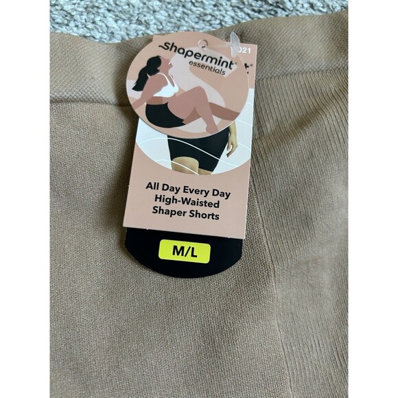 Shapermint Essentials Women's High Waisted Shaper Short Size M/L - Picture 5 of 7